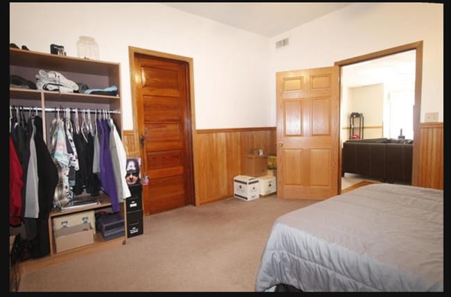 Building Photo - 136 Unit A (Lower)