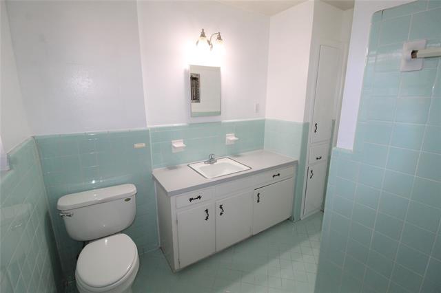 Building Photo - 10905 Marchant Cir