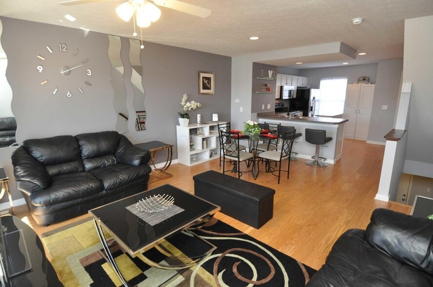 Building Photo - 5261 Berthold Pass Dr