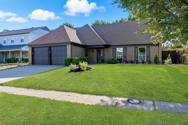 Building Photo - 4004 Willow Run Dr