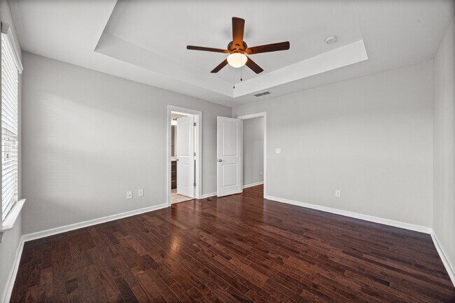 Building Photo - Move-In Ready Fort Mill Townhome with Garage, Hardwood Floors & Fresh Updates!