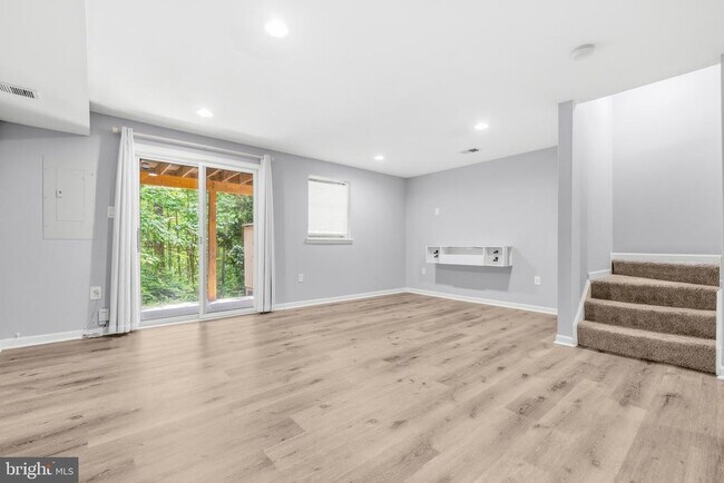 Building Photo - 4217 Kenton Cir