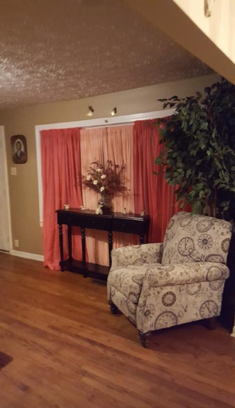 Building Photo - 428 Gordon Hwy