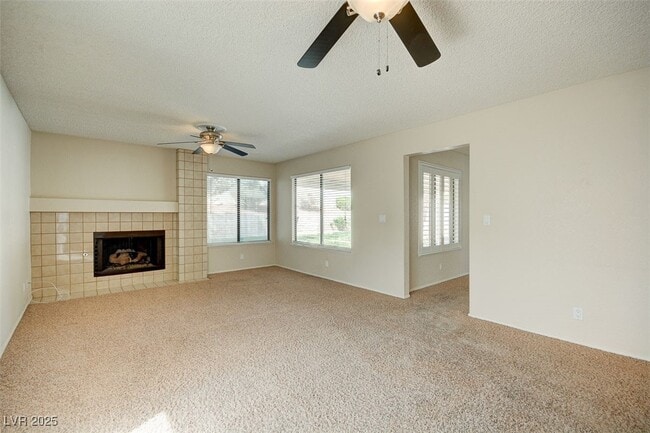 Building Photo - 3229 Canyon Lake Dr