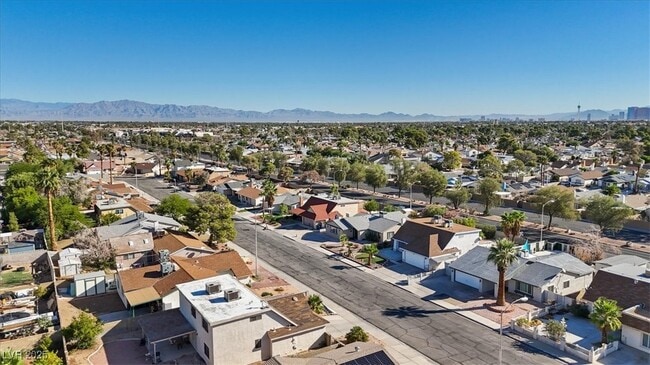 Building Photo - 4602 Inland Ct