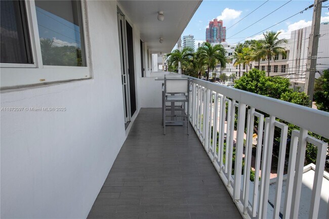 Building Photo - 401 Ocean Dr