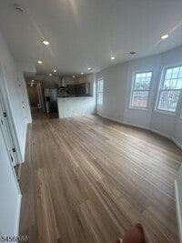 Building Photo - 995 S Orange Ave