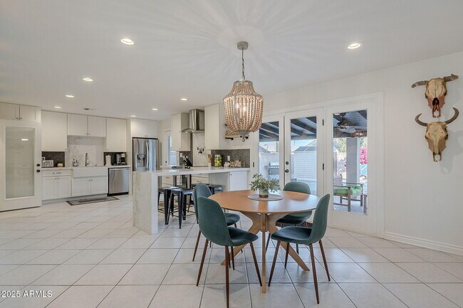 Building Photo - 8263 E Cypress St