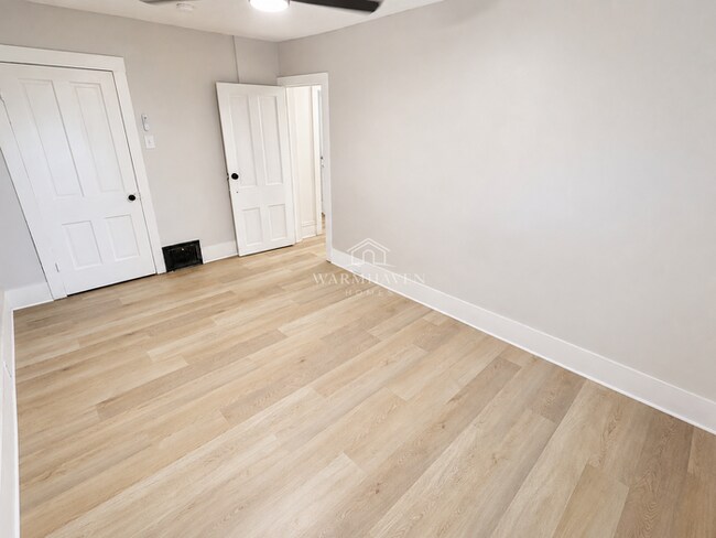 Building Photo - 688 Sherman | Inviting Home With A Clean Modern Interior
