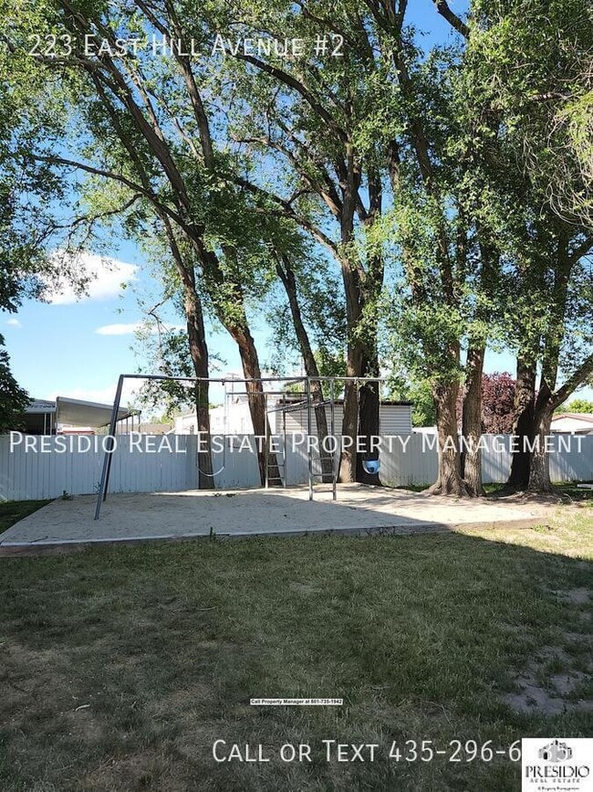 Building Photo - 223 E Hill Ave