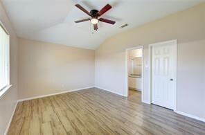 Building Photo - 5349 Pinewood Terrace