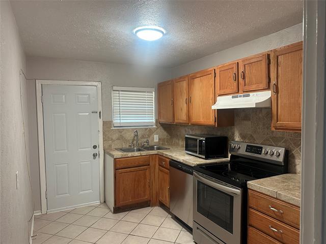 Building Photo - 5012 W University Blvd