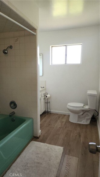 Building Photo - 6016 Ashwood St