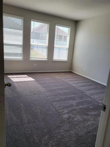 Building Photo - 5913 Hopkins Dr