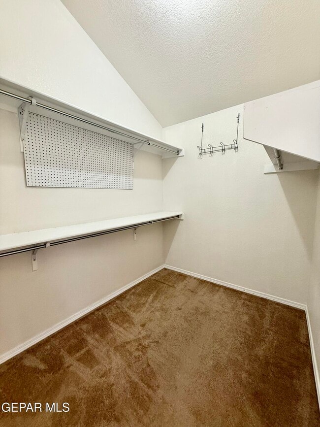 Building Photo - 12720 Tierra Mina Dr
