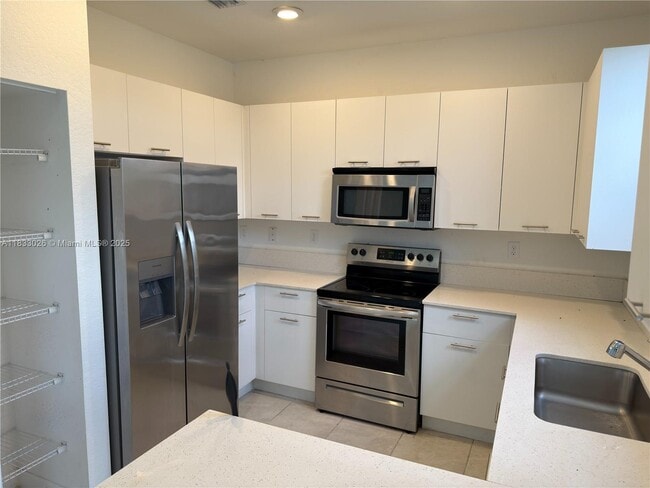 Building Photo - 12925 NW 23rd Pl