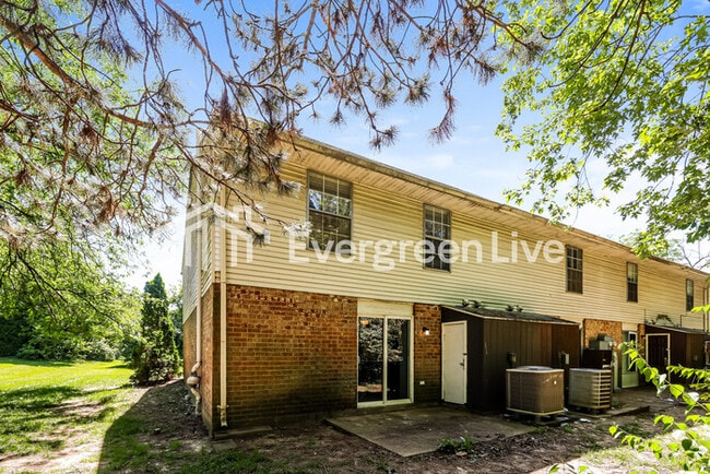Building Photo - 8113 Mt Aetna St