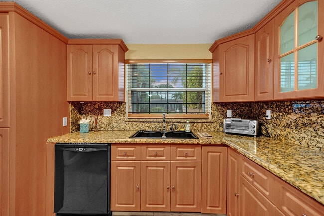 Building Photo - 2542 Marathon Ln