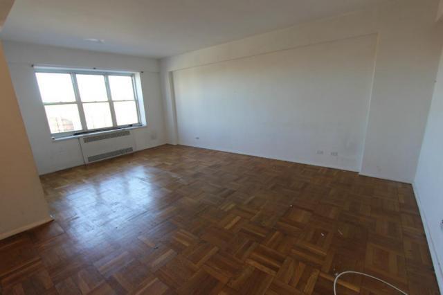 Primary Photo - 1 bedroom in Rego Park NY 11374