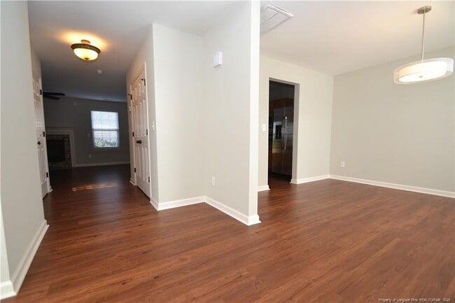 Building Photo - 501 Birchtree Valley Ct