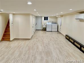 Building Photo - 99-11 Ascan Ave