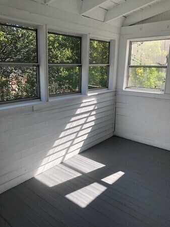 Building Photo - 35 Mendelssohn St