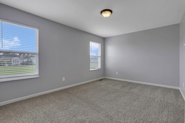 Building Photo - 1701 Marigold St