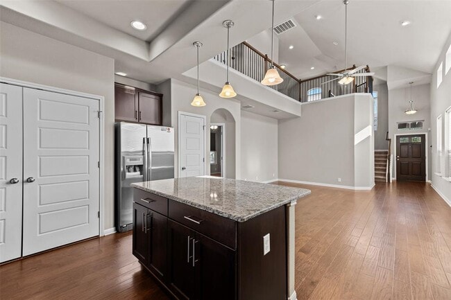 Building Photo - 7233 Menchaca Rd