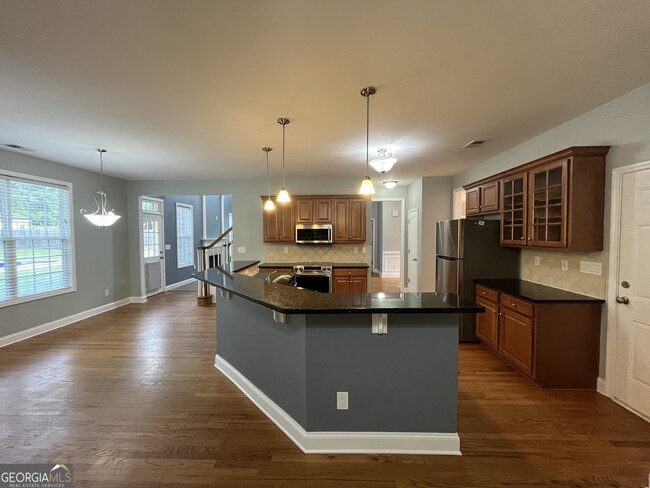 Building Photo - 104 Fisher Mill Dr