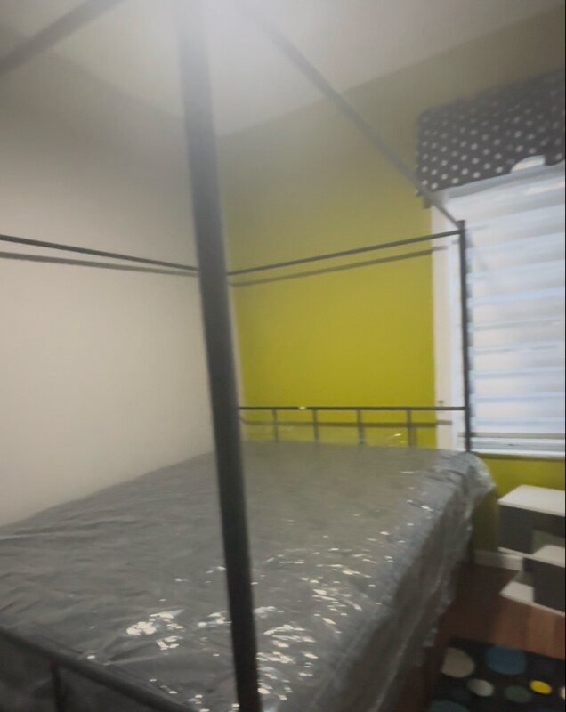 Building Photo - 228 Bayview Ave