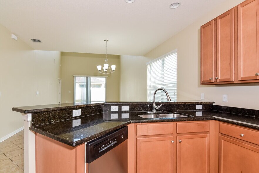 Building Photo - 8322 Deerland Bluff Ln