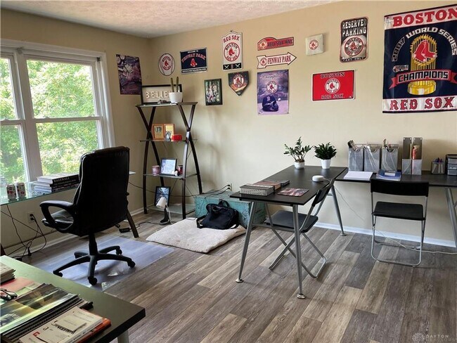 Building Photo - 2 Bedroom, 1.5 Bath Condo in Centerville S...