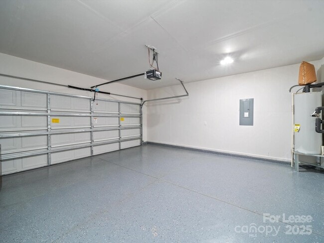Building Photo - 1008 Hudson Taylor Ln