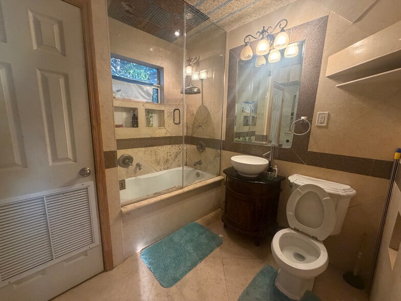 Building Photo - 6XXX Dawson St