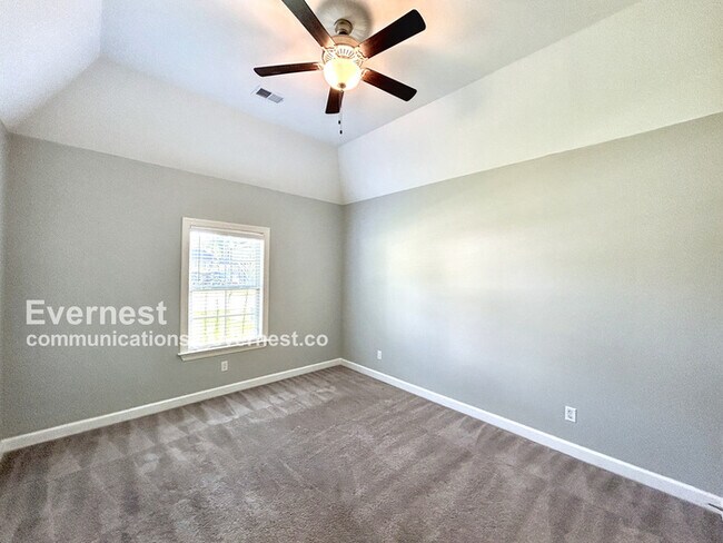 Building Photo - 5363 Kensington Creek Dr