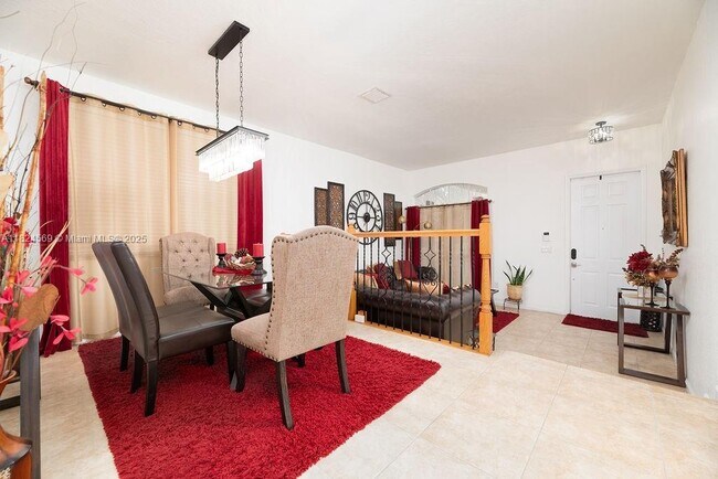 Building Photo - 4832 SW 159th Ave