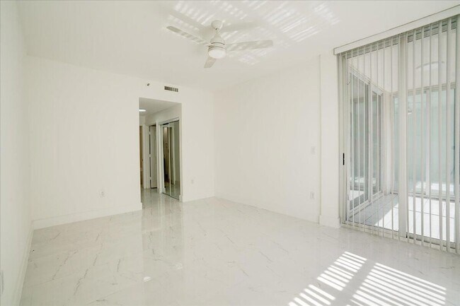 Building Photo - 9805 NW 52nd St