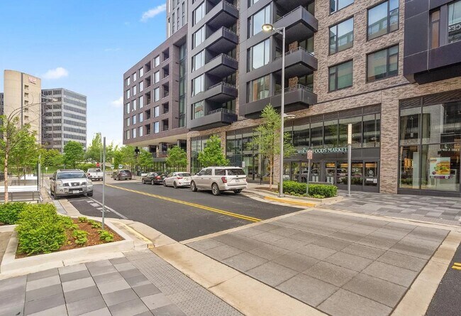 Building Photo - 7935 Tyson Oaks Cir