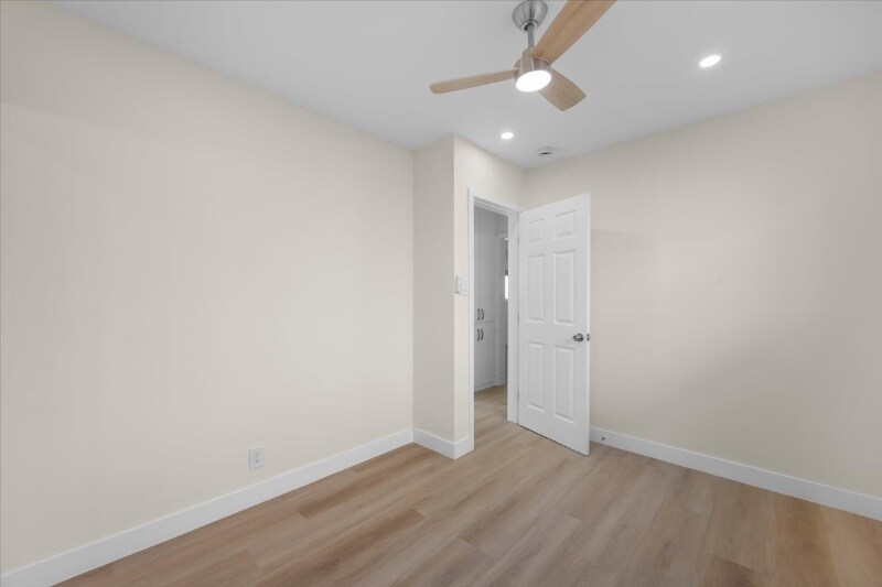 Building Photo - 3537 Delta Ave