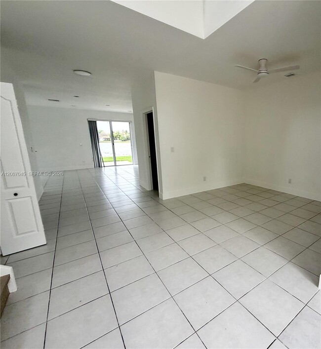 Building Photo - 6744 SW 195th Ave