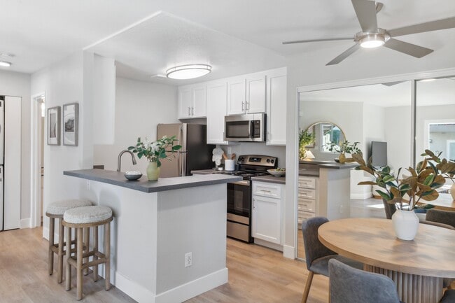 Primary Photo - Haven Poway