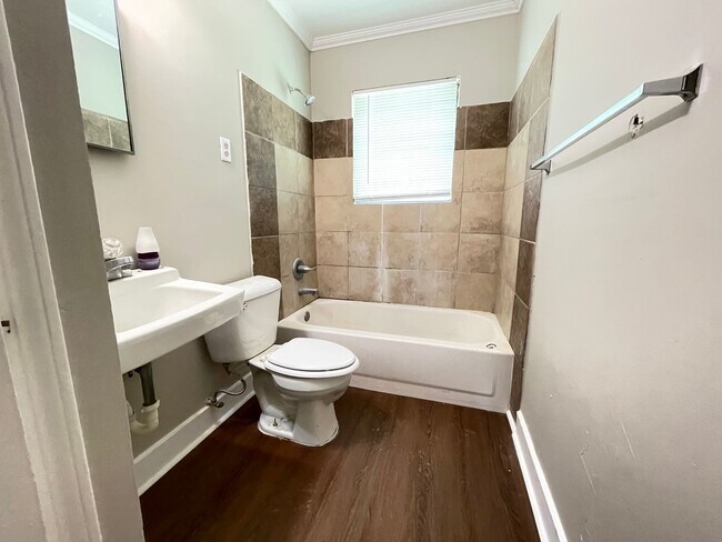 Building Photo - Adorable home in Southaven!