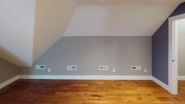 Building Photo - 1603 Forest Ave