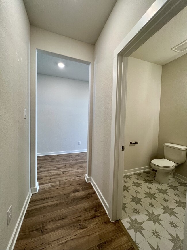 Building Photo - 14426 Daphne Bnd