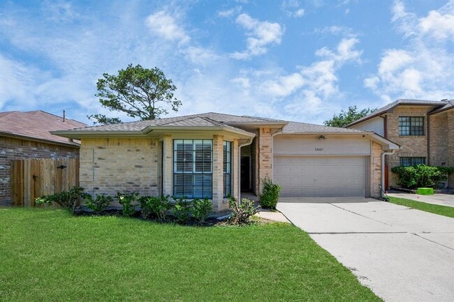 Building Photo - 12407 Meadow Ridge Dr