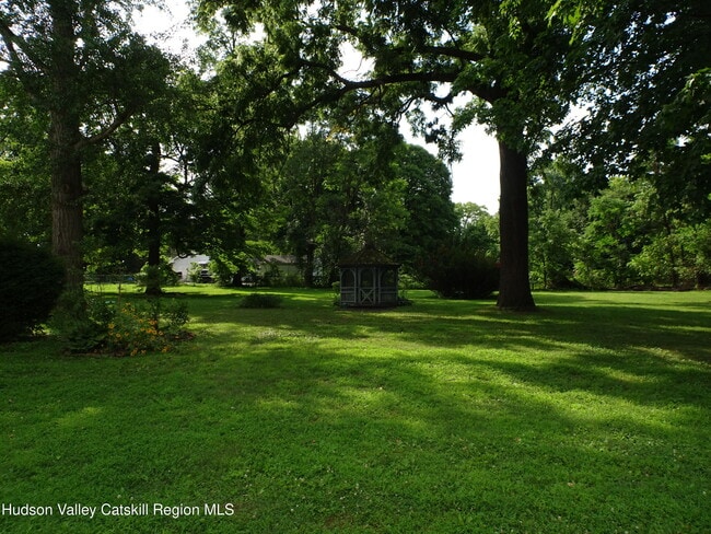 Building Photo - 549 NY-23B
