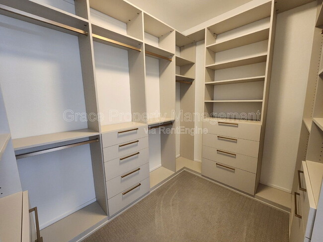 Building Photo - 12930 Galapago St