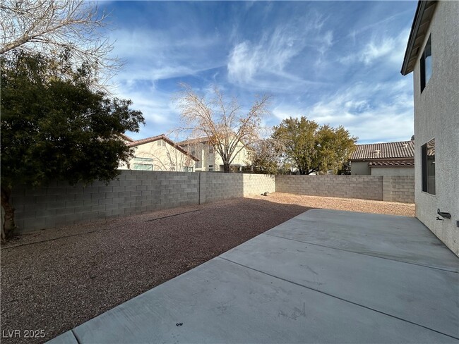 Building Photo - 2616 Fallow Fields Terrace