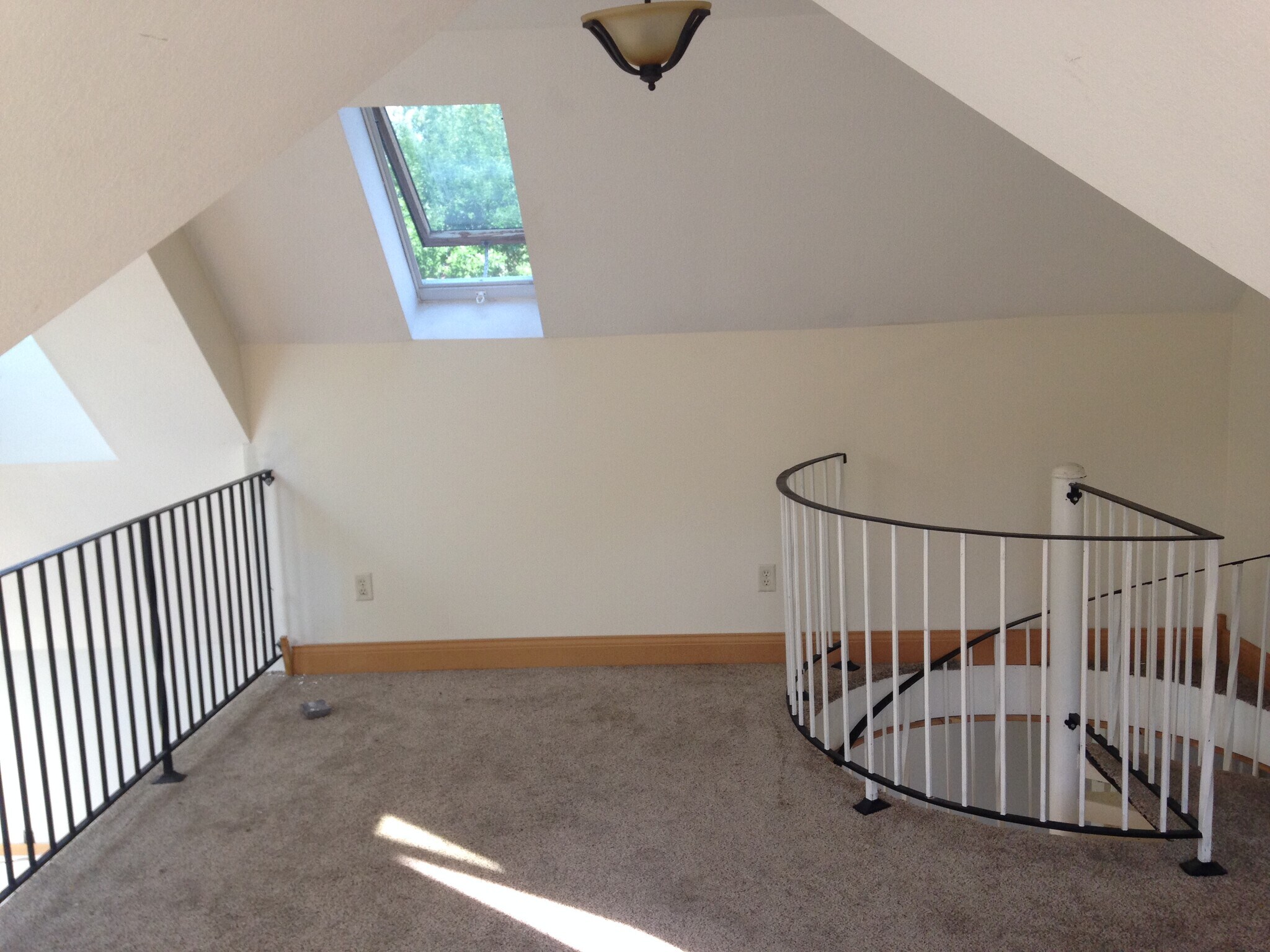 Building Photo - 149 James Ave