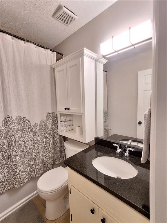 Building Photo - 1142 Riverside Trce
